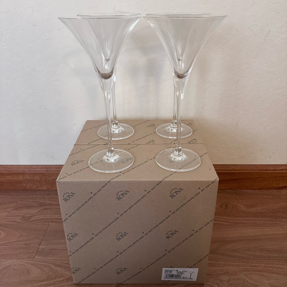 Rona Martini Glasses - Set of 4 Brand New